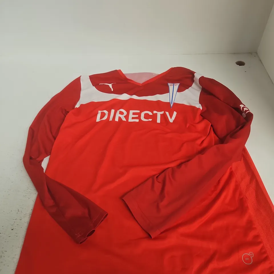 UNIVERSIDAD CATÓLICA DE CHILE FOOTBALL JERSEY - L