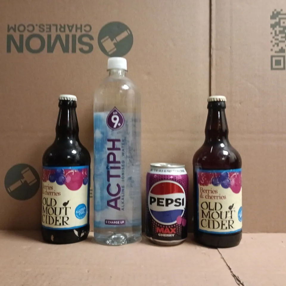 APPROXIMATELY 10 ASSORTED FOOD AND DRINK ITEMS TO INCLUDE ALCOHOL FREE OLD MOUNT CIDER, PEPSI, ETC