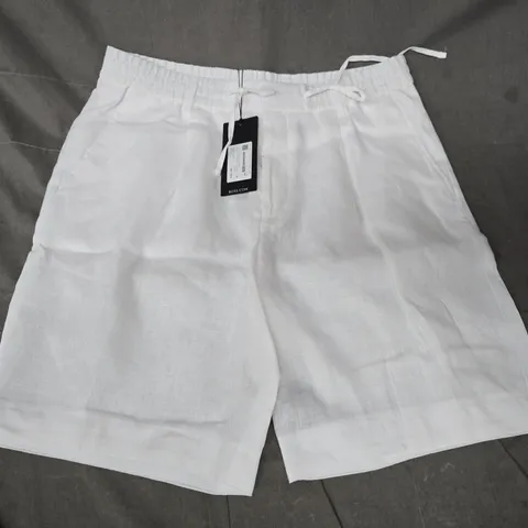 HUGO BOSS RELAXED FIT SHORTS IN WHITE SIZE UK 50