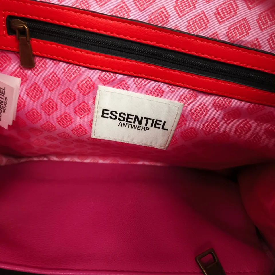 ESSENTIEL ANTWERP HANDBAG – PINK & RED STRIPED WITH WHITE TRIM