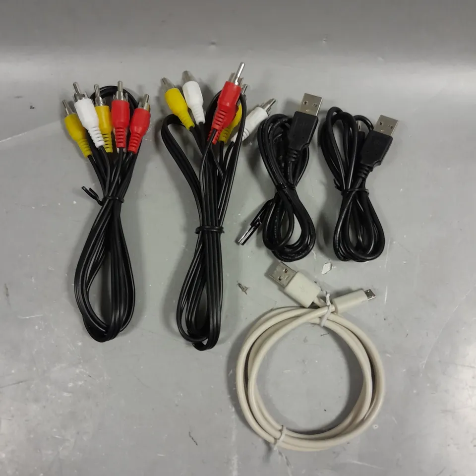 LARGE QUANTITY OF ASSORTED POWER & AUDIO/VISUAL CABLES 