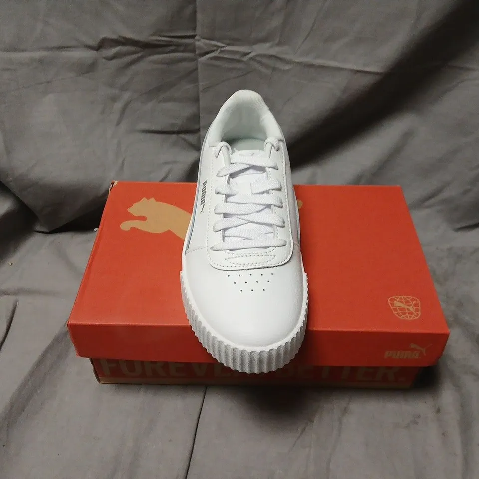 BOXED PUMA CARINA L WOMEN'S TRAINERS – WHITE/SILVER, UK 5.5 (EU 38.5)