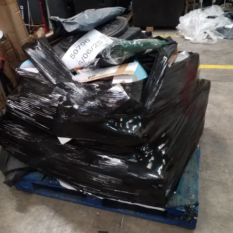 PALLET CONTAINING ASSORTED PRODUCTS INCLUDING BAMBOO SHOE RACK & PARASOL BASES