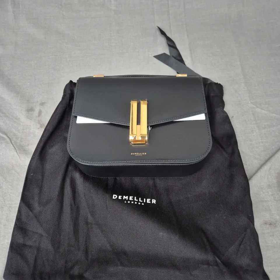 DEMELLIER LONDON HANDBAG IN BLACK WITH GOLD ACCENTS