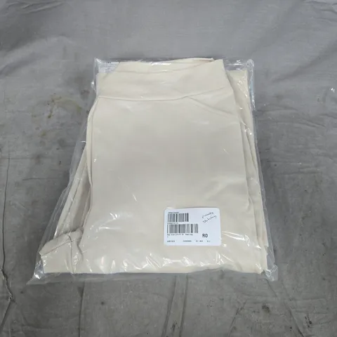 BAGGED KIM & CO STRETCH PONTE JERSEY SIGNATURE STRAIGHT LEG PETITE TROUSERS IN SAND SIZE LARGE