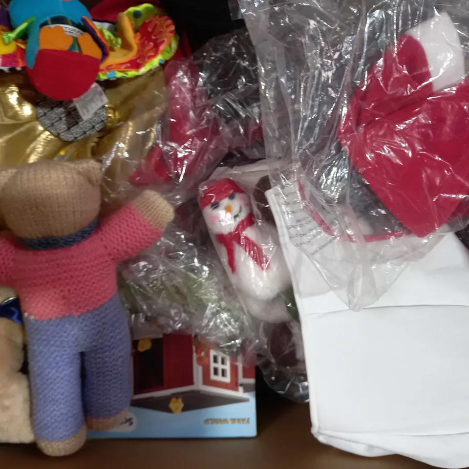 BOX OF APPROXIMATELY 15 ASSORTED TOYS AND GAMES TO INCLUDE MAGIC GROWING UNICORN, UNO, THE WORLD OF FINSE, ETC