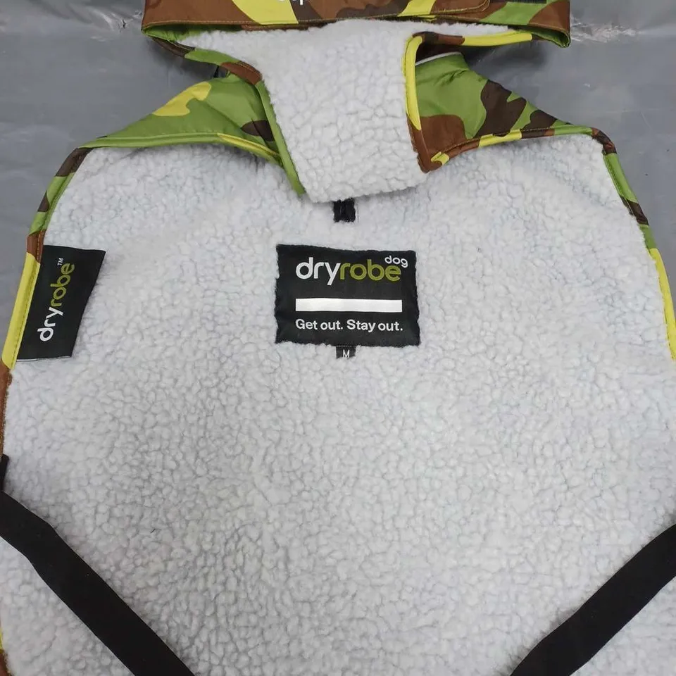 DRYROBE DOG ROBE CAMOFLAGE GREEN SIZE MEDIUM