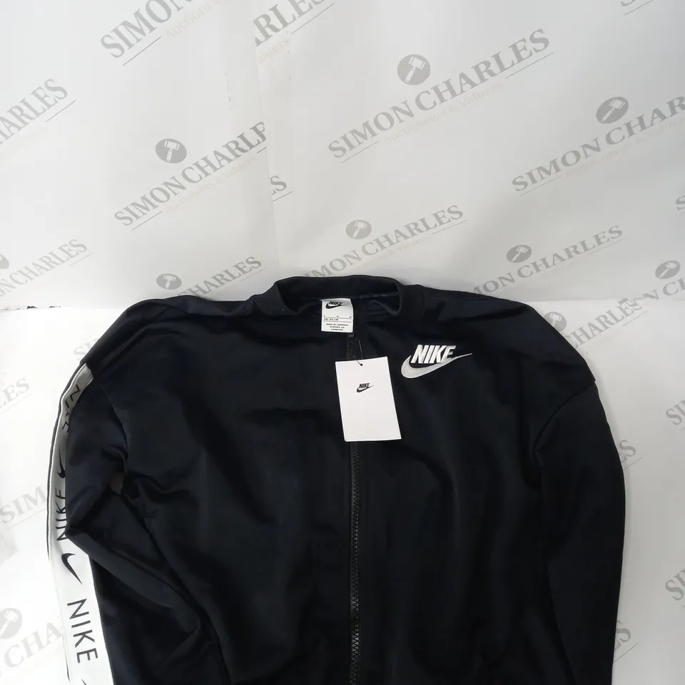 NIKE GIRLS TRAINING TRACKSUIT TOP IN BLACK/WHITE - L