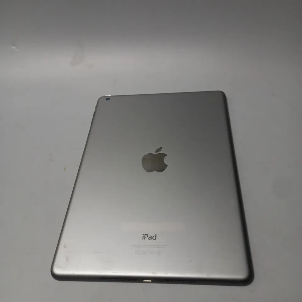 APPLE A1474 IPAD AIR 
