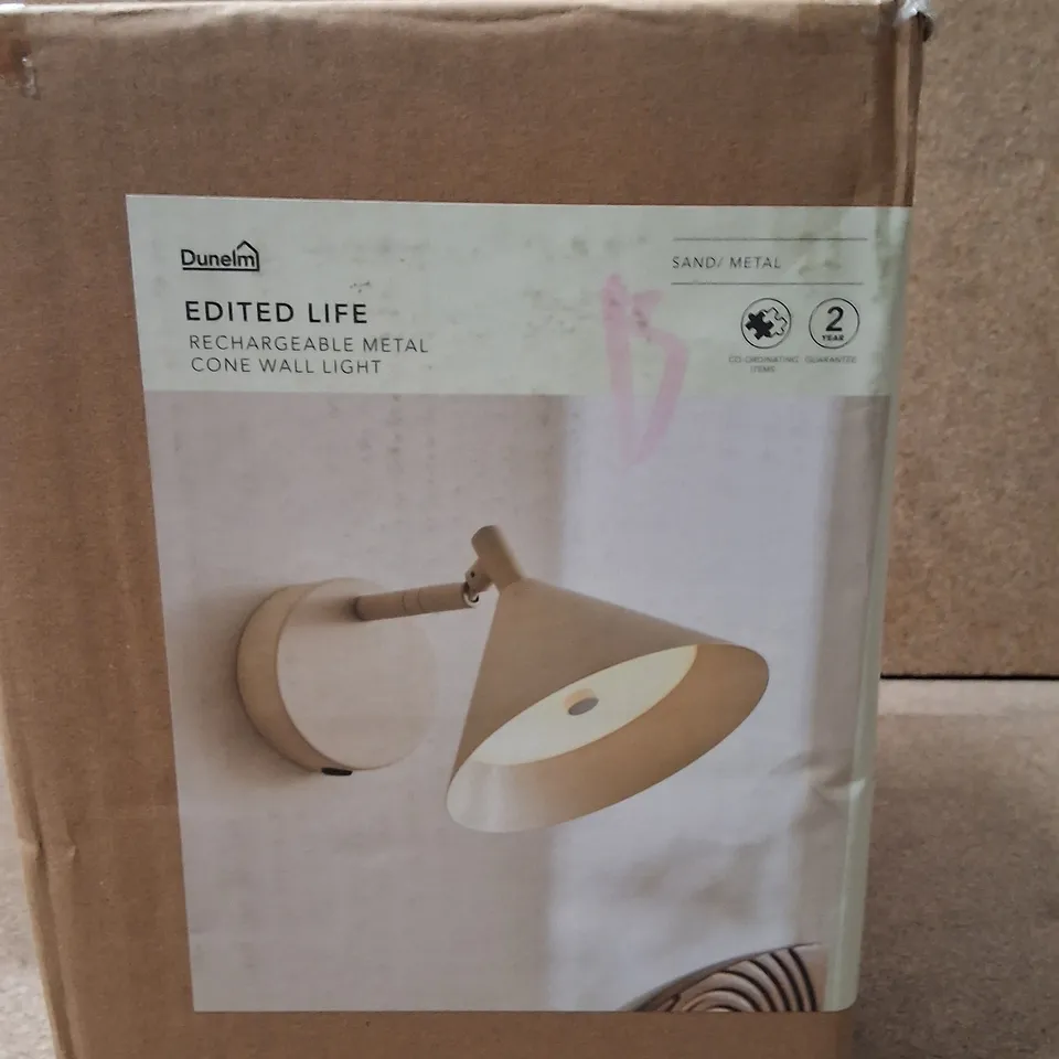 BOXED DUNELM EDITED LIFE RECHARGEABLE METAL CONE WALL LIGHT – SAND/METAL