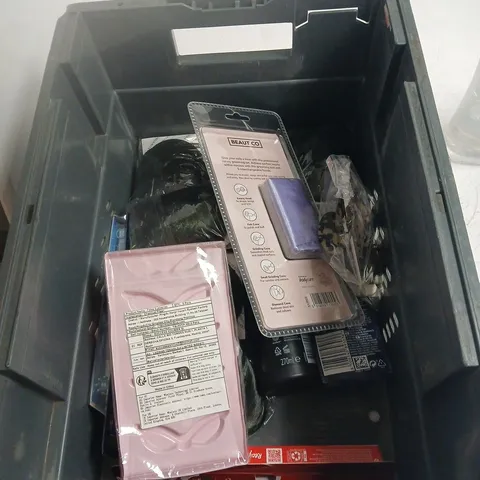 TOTE OF APPROXIMATELY 10 ASSORTED HEALTH AND BEAUTY ITEMS TO INCLUDE: 6X CLINELL HAND SANITIZER 500ML