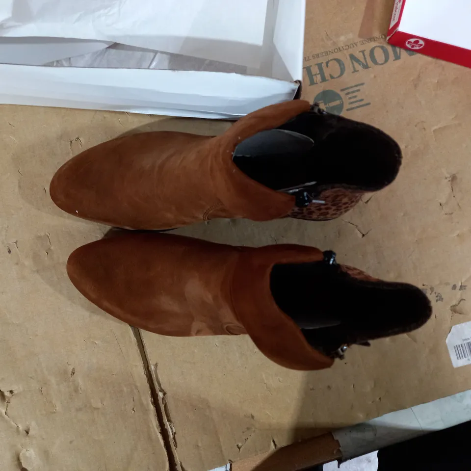 RIEKER CUFF ANKLE BOOT - TAN - SIZE 6.5