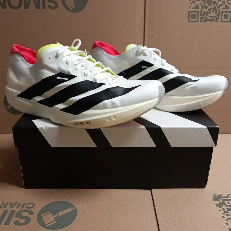 BOXED PAIR OF ADIDAS ADIZERO TAKUMI SEN TRAINERS IN WHITE/BLACK/MULTI SIZE UK 10.5