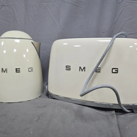 SMEG 50'S STYLE KETTLE AND 2 SLICE TOASTER IN CREAM