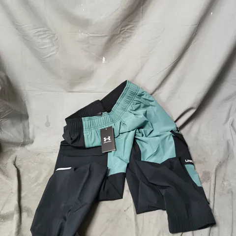 UNDER ARMOUR UTILITY WOVEN PANTS - SIZE M 