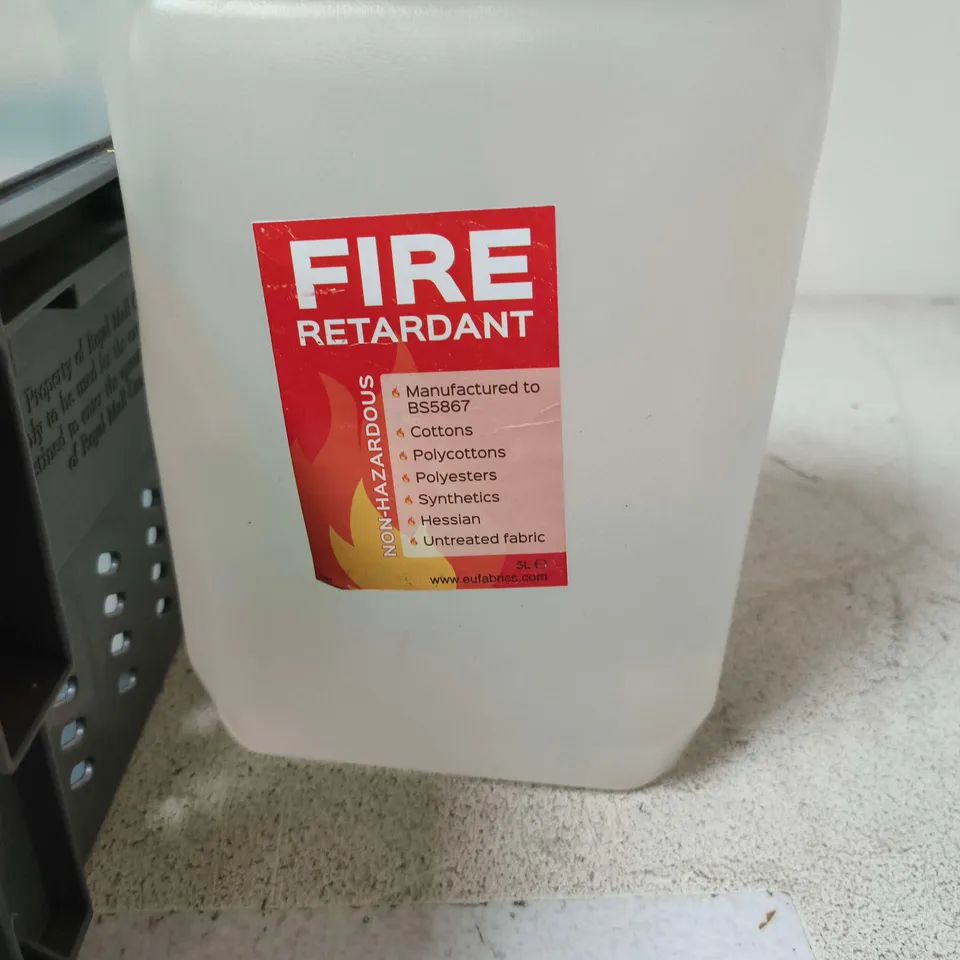 TOTE OF APPROXIMATELY 3 ASSORTED LIQUIDS TO INCLUDE: FIRE RETARDANT 5L