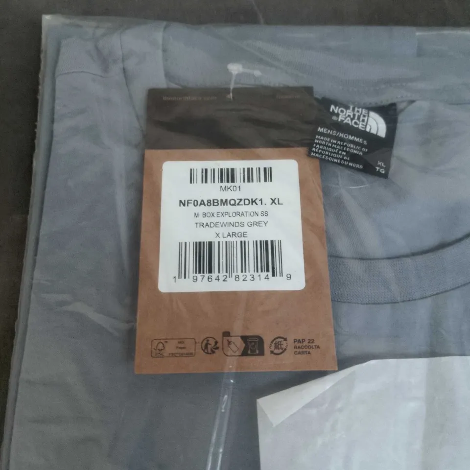 BAGGED THE NORTH FACE TRADEWINDS TEE - SIZE XL