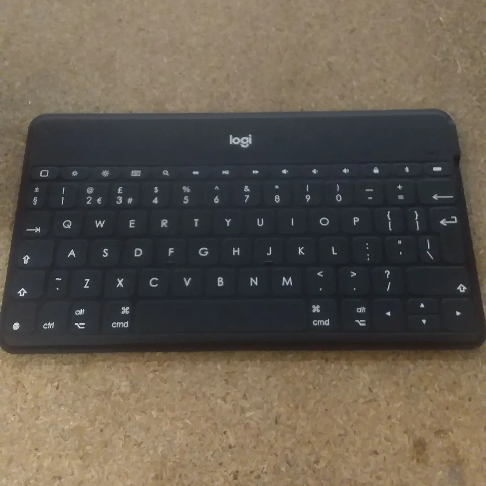 LOGITECH PORTABLE KEYBOARD 
