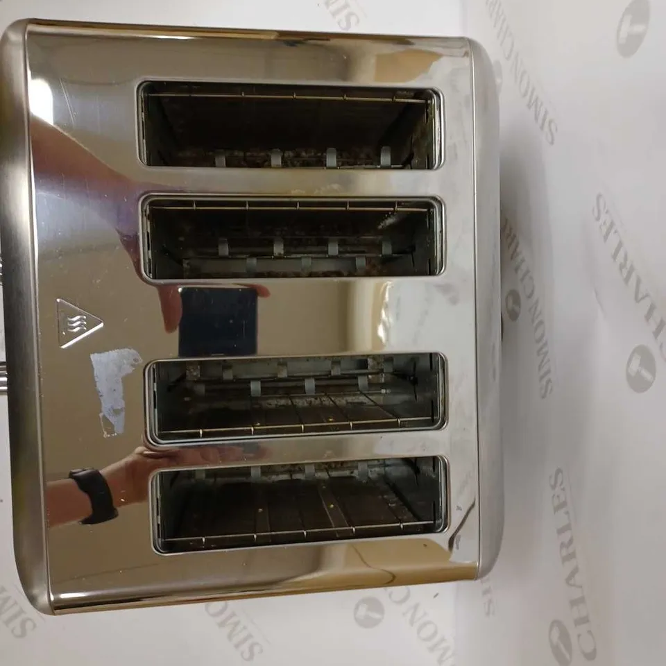 BREVILLE 4-SLICE TOASTER - STAINLESS STEEL