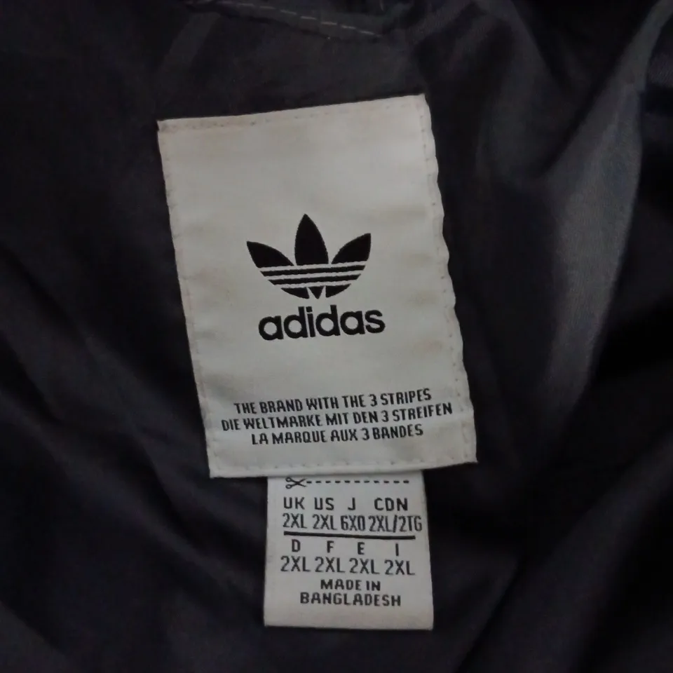 ADIDAS PUFFER JACKET WITH THREE STRIPES IN GREY UK 2XL