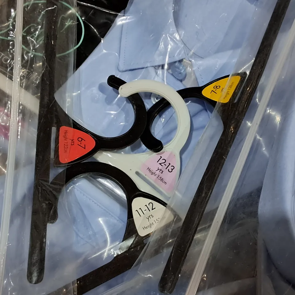 LOT OF APPROXIMATELY 100 ASSORTED 2-PACKS OF SCHOOL SHIRTS IN VARIOUS SIZES