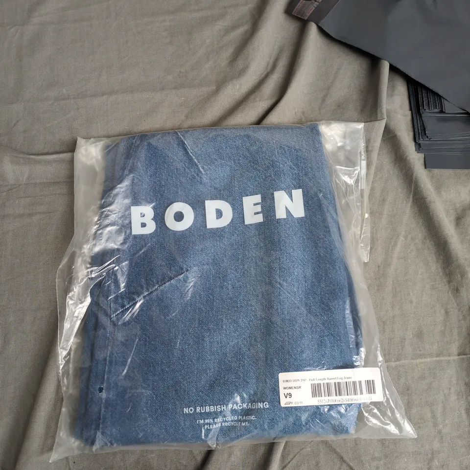 BODEN WOMEN’S JEANS – FULL LENGTH BARREL LEG, WAIST W29 P 