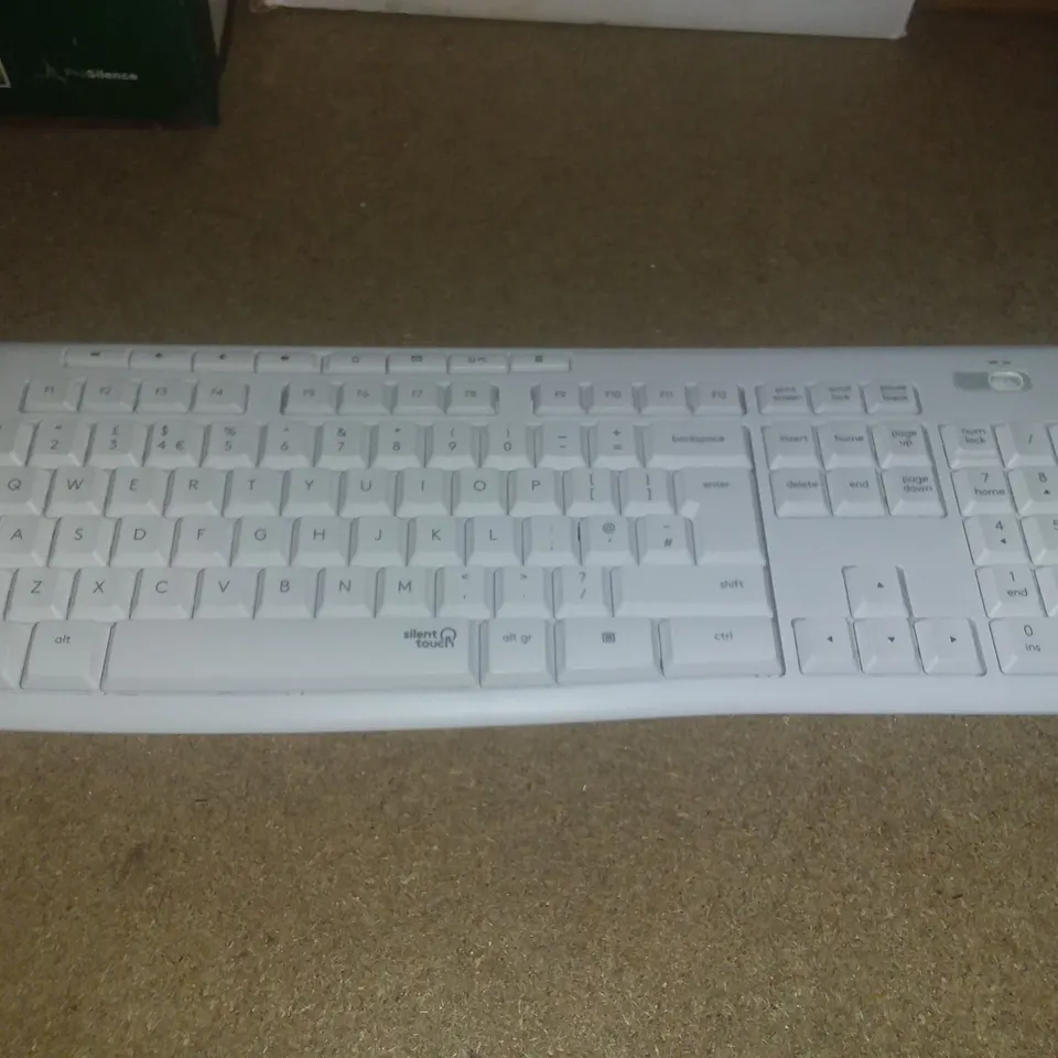 LOGITECH SILENT WIRELESS KEYBOARD