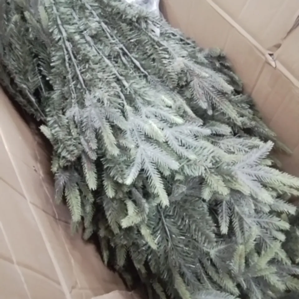 BOXED 8' SHERWOOD REAL LOOK FULL TREE