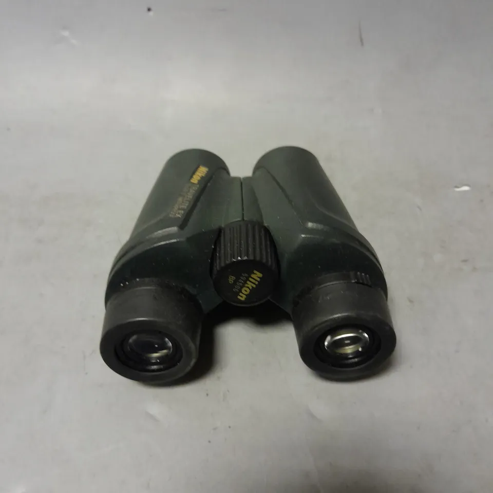 NIKON TRAVELITE EX WATERPROOF BINOCULARS IN BLACK