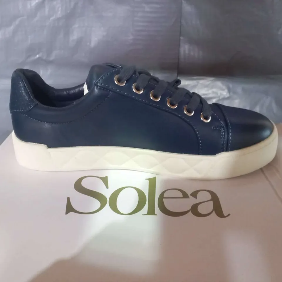 BOXED SOLEA MAEVA NAVY SYNTHETIC SNEAKERS SIZE 37