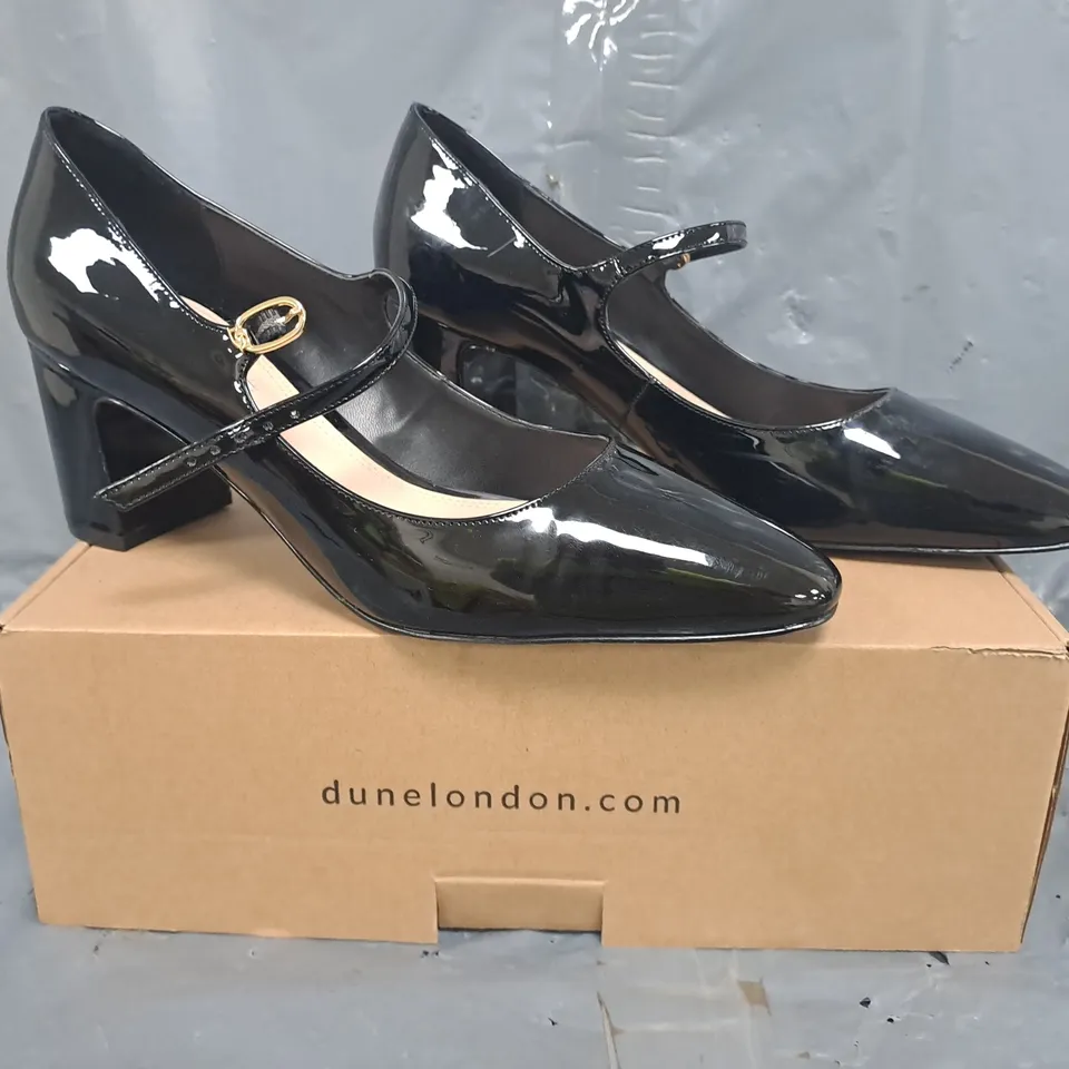 BOXED PAIR OF DUNE LONDON MARY JANE COURT SHOES IN BLACK SIZE 7
