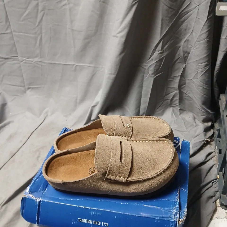 BIRKENSTOCK NAPLES TAUPE SUEDE SANDALS – UK 6 (EU 40)