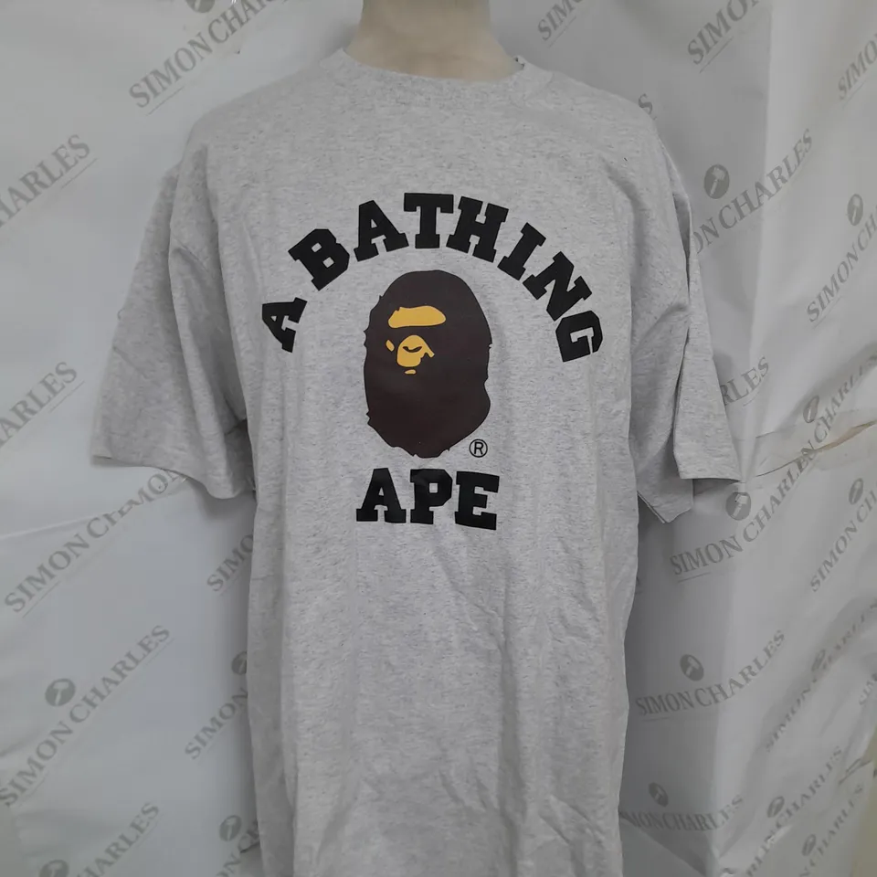 A BATHING APE PRINTED TSHIRT IN LIGHT GREY MARL SIZE L