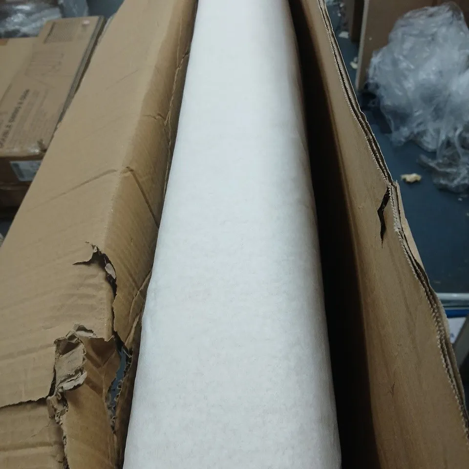 BOXED FOLDING CUSHIONED SEAT