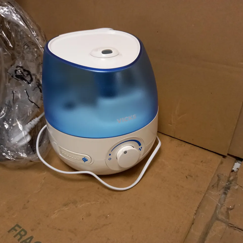 VICKS MINI COOLMIST ULTRASONIC HUMIDIFIER 