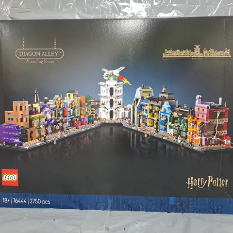 LEGO HARRY POTTER DIAGON ALLEY WIZARDING SHOPS 76444