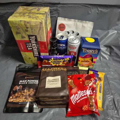 APPROXIMATELY 15 ASSORTED FOOD AND DRINK PRODUCTS TO INCLUDE - ALLPRESS ESPRESSO - GREEN & BLACK CHOCOLATE - YORKSHIRE TEA BAGS - ETC - COLLECTION ONLY
