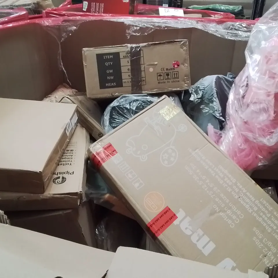 PALLET CONTAINING ASSORTED PRODUCTS INCLUDING: AUTO SWING CHAIR, BALANCE BIKE, KIDS TRICYCLE, PLAYPENS, 24W LED DESK LAMP ECT