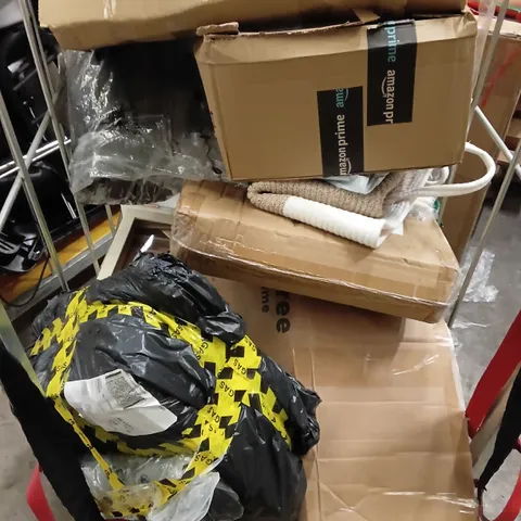 CAGE OF APPROXIMATELY 13 ASSORTED ITEMS 