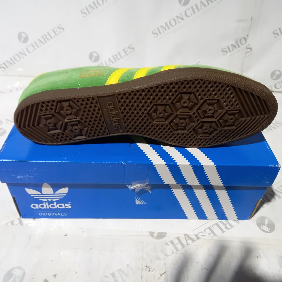 ADIDAS TRIMM MASTER GREEN AND YELLOW SIZE 9