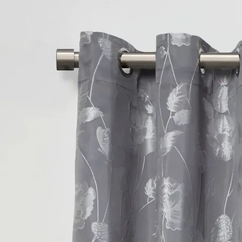 FULL STOP EXTENDABLE EYELET CURTAIN POLE