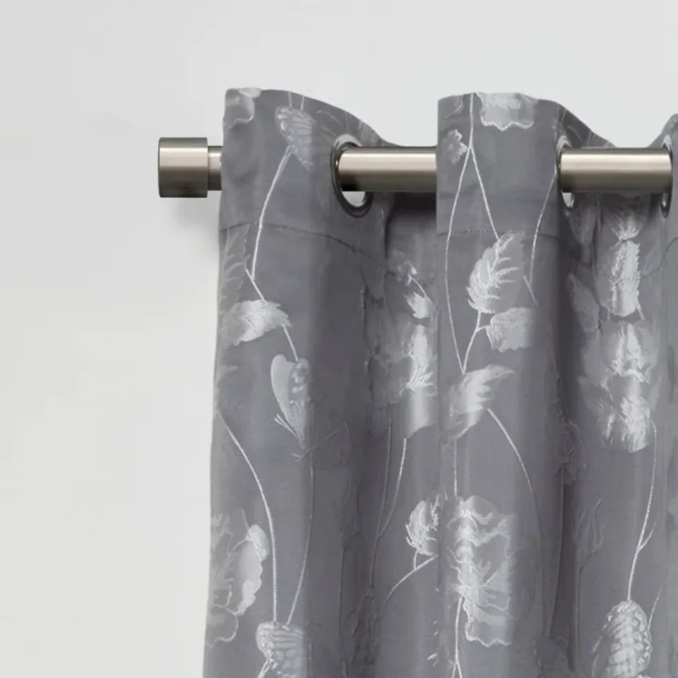 FULL STOP EXTENDABLE EYELET CURTAIN POLE