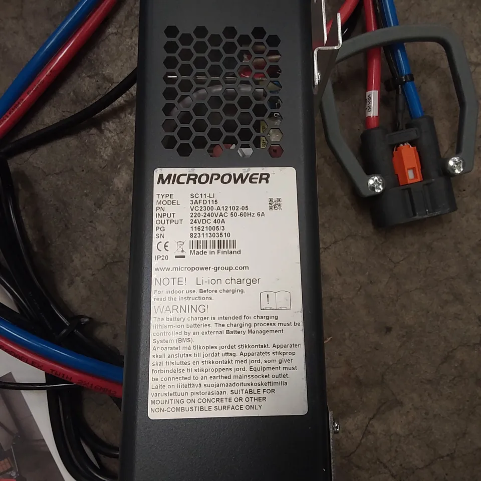 TRACTO TWE-120 TOWING TRACTOR WITH MICROPOWER SC BATTERY CHARGER