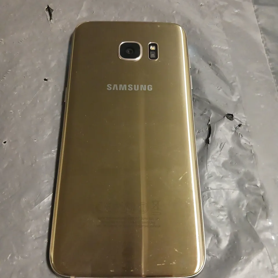 SAMSUNG GALAXY S7 EDGE SMARTPHONE 