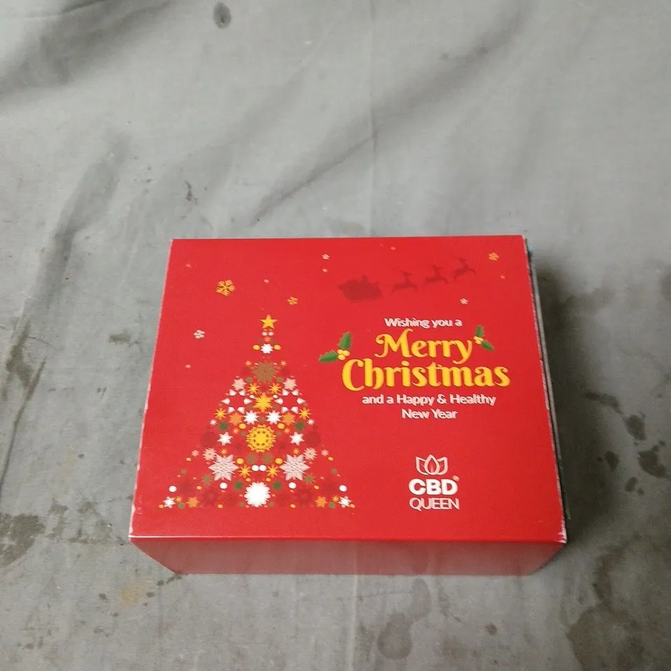 CBD QUEEN HOLIDAY GIFT SET – CBD OIL & CREAM (BOXED CHRISTMAS EDITION)