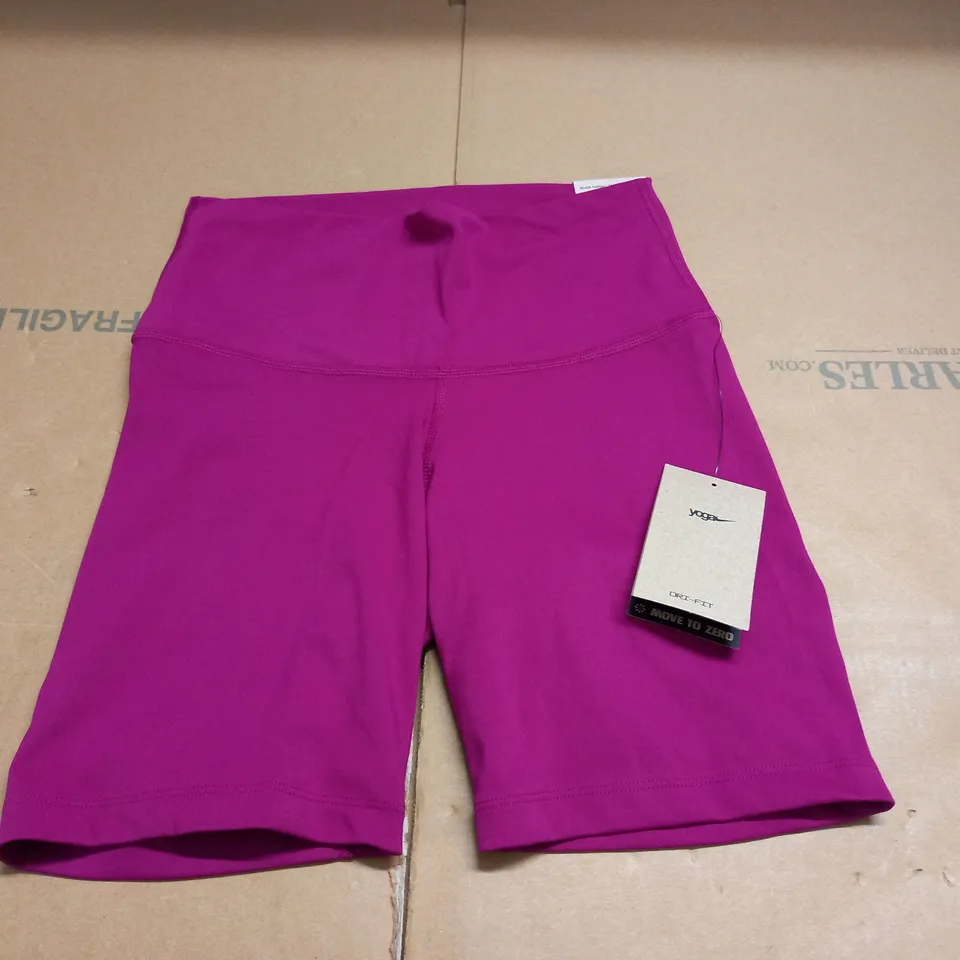 NIKE WOMENS PINK YOGA SHORTS - M