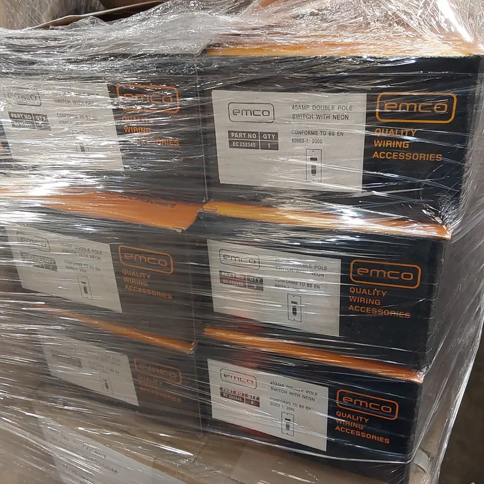 PALLET OF APPROXIMATELY 4257 ASSORTED ELECTRICAL ITEMS/COMPONENTS TO INCLUDE: