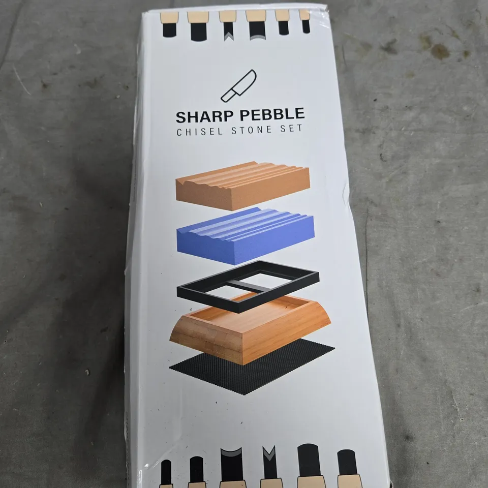 SHARP PEBBLE CHISEL STONE SET - RED/BLUE, ALUMINIUM OXIDE, 400/1000 GRIT, 10X6.5X2 CM