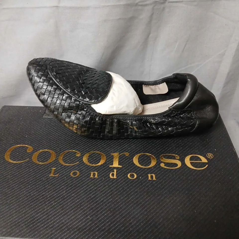 COCOROSE LONDON BLACK WOVEN LEATHER LOAFERS – WOMEN'S SHOES, UK4 (EU37)