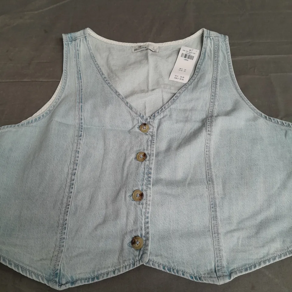 HOLLISTER LIGHT BLUE WAISTCOAT - LARGE
